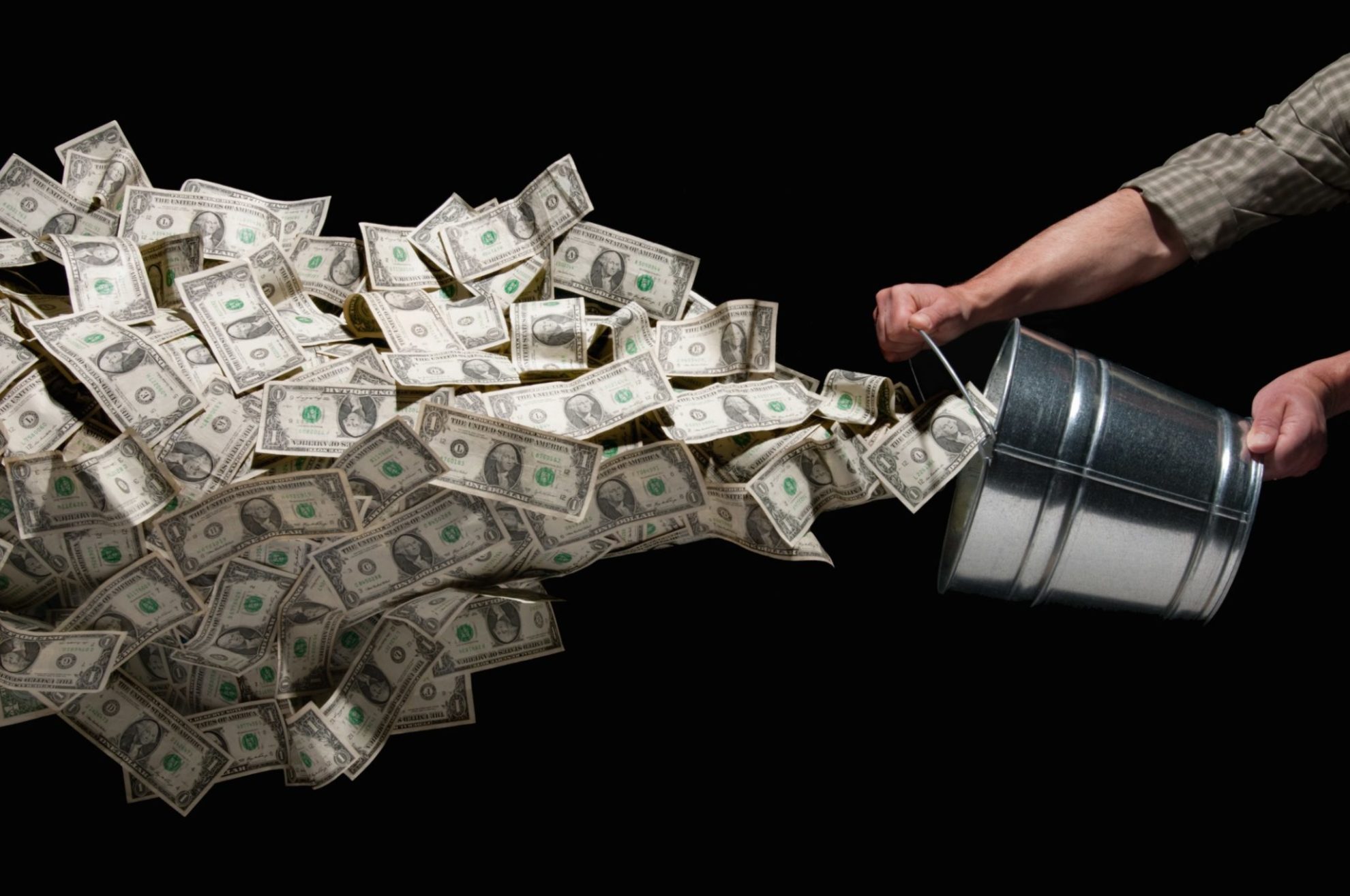 Money-throwing-act.